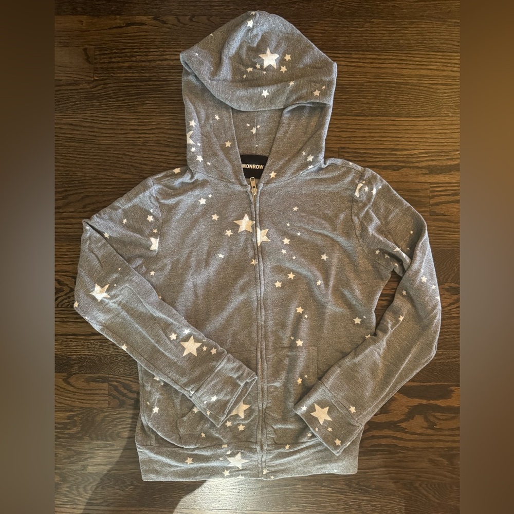 Monrow women’s zip-up hoodie. Grey. Size Small.